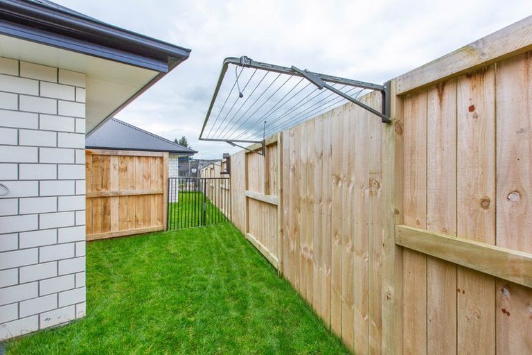 Photo of property in 126 Te Manatu Drive, Huntington, Hamilton, 3210