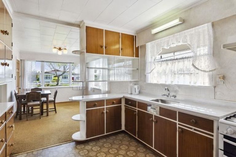 Photo of property in 18 Princes Street, Levin, 5510