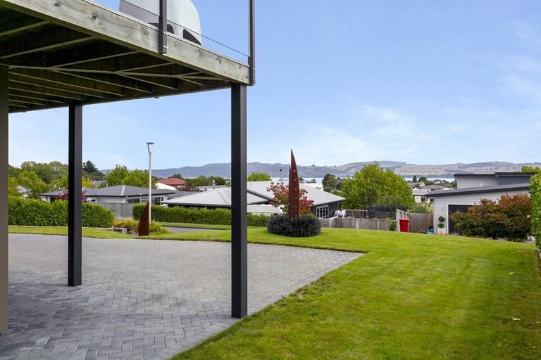 Photo of property in 15 Moa Lane, Richmond Heights, Taupo, 3330