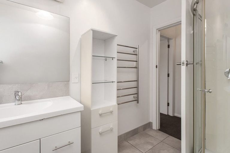 Photo of property in 1/186a Wairakei Road, Bryndwr, Christchurch, 8053