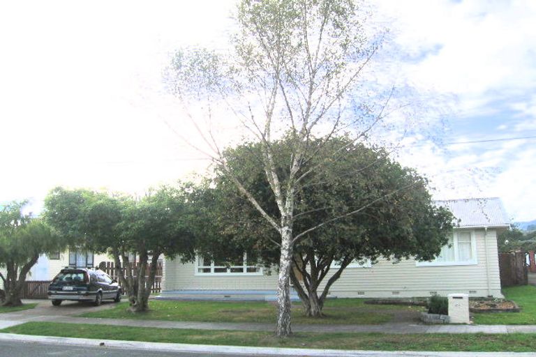 Photo of property in 22 Charles Street, Clouston Park, Upper Hutt, 5018