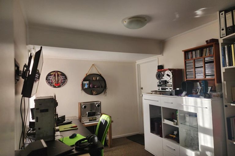 Photo of property in 1/18 Kentigern Close, Pakuranga, Auckland, 2010