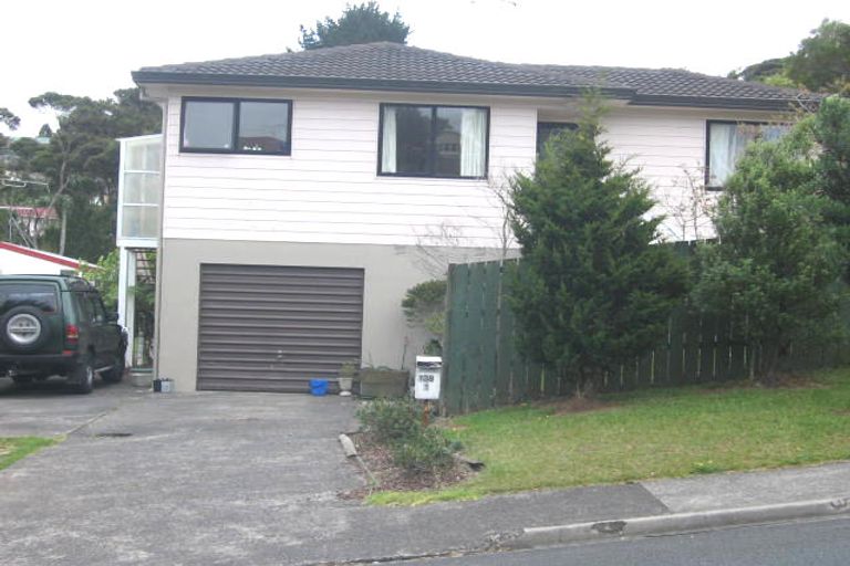 Photo of property in 2/138 Spinella Drive, Bayview, Auckland, 0629