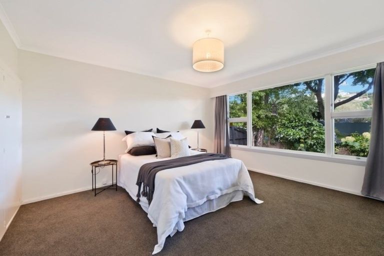 Photo of property in 13 Holliss Avenue, Cashmere, Christchurch, 8022