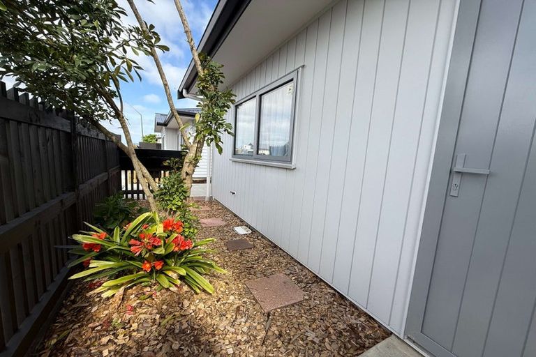 Photo of property in 451 Featherston Street, Palmerston North, 4414
