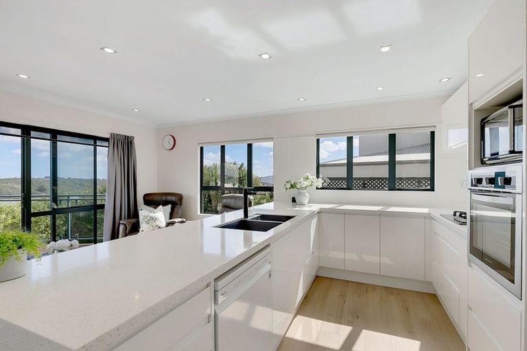 Photo of property in 7 Cromarty Place, Papakowhai, Porirua, 5024