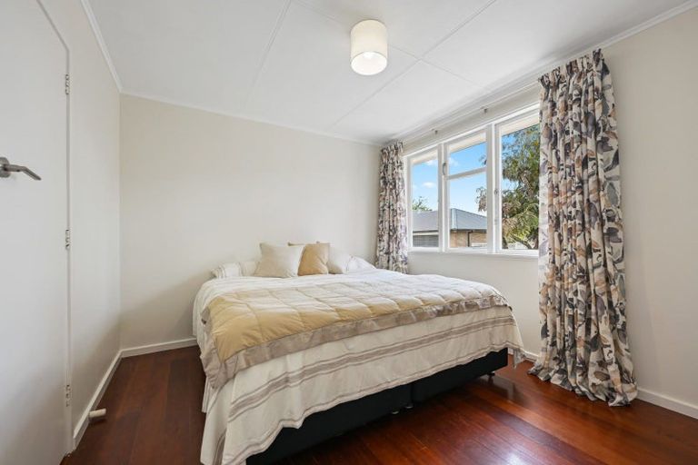 Photo of property in 124 Clarkin Road, Fairfield, Hamilton, 3214