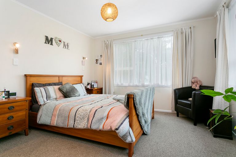 Photo of property in 160 Williams Street, Cambridge, 3434