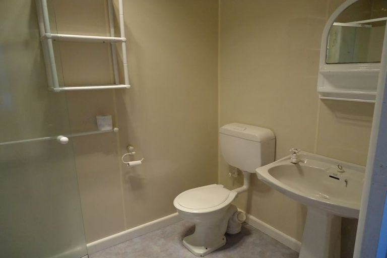 Photo of property in 8 Colman Avenue, Sockburn, Christchurch, 8042