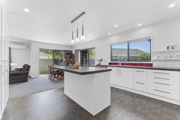 Photo of property in 271a Carrington Street, Vogeltown, New Plymouth, 4310
