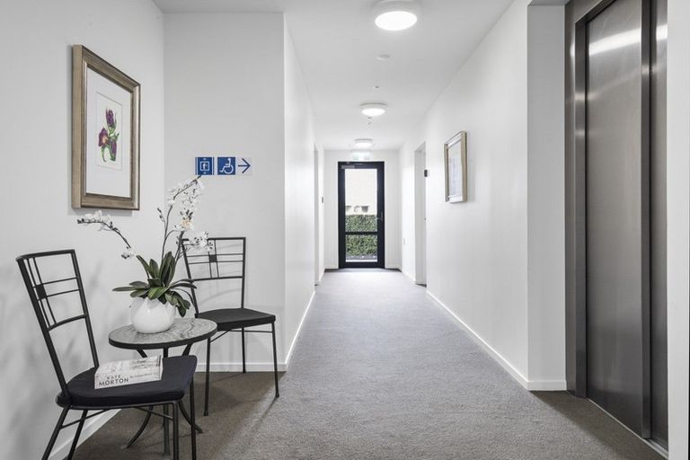 Photo of property in 4/104 Edinburgh Street, Pukekohe, 2120