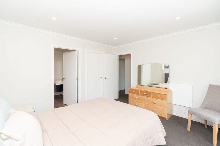 Photo of property in 33 Ladeira Place, Fitzroy, Hamilton, 3206