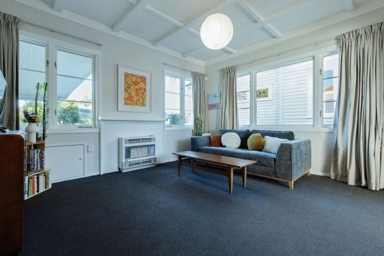 Photo of property in 154 Williams Street, Cambridge, 3434