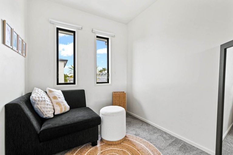 Photo of property in 83/2 Armoy Drive, East Tamaki, Auckland, 2016