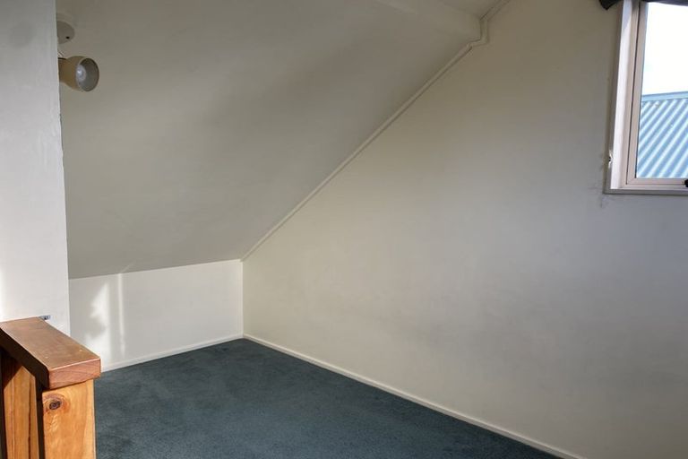 Photo of property in 2 Marendellas Drive, Bucklands Beach, Auckland, 2014