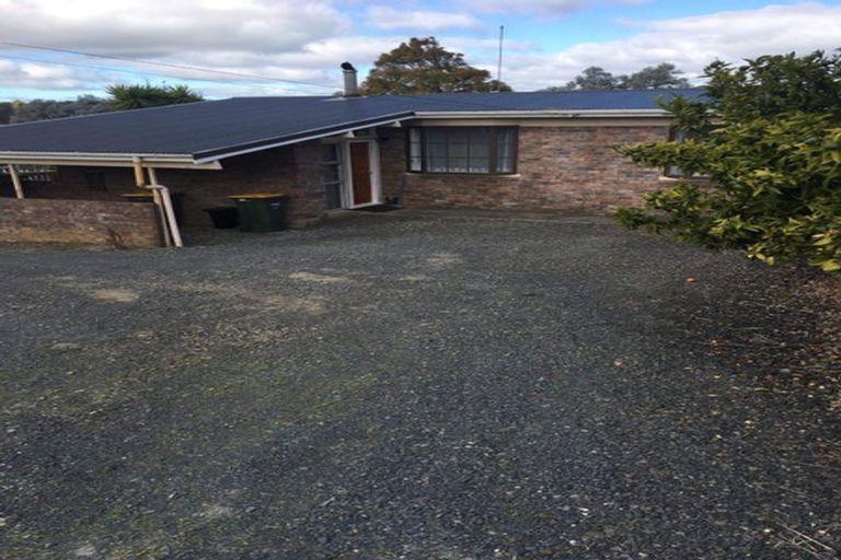 Photo of property in 351 Main Road, Huapai, Kumeu, 0810
