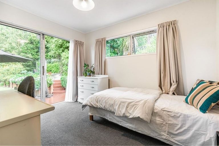 Photo of property in 22 Saddleback Rise, Murrays Bay, Auckland, 0630