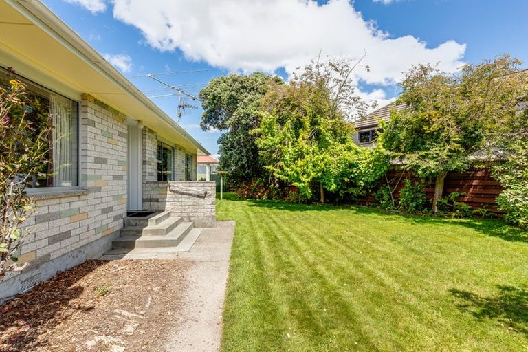 Photo of property in 341 Riverside Drive, Fairfield, Lower Hutt, 5011