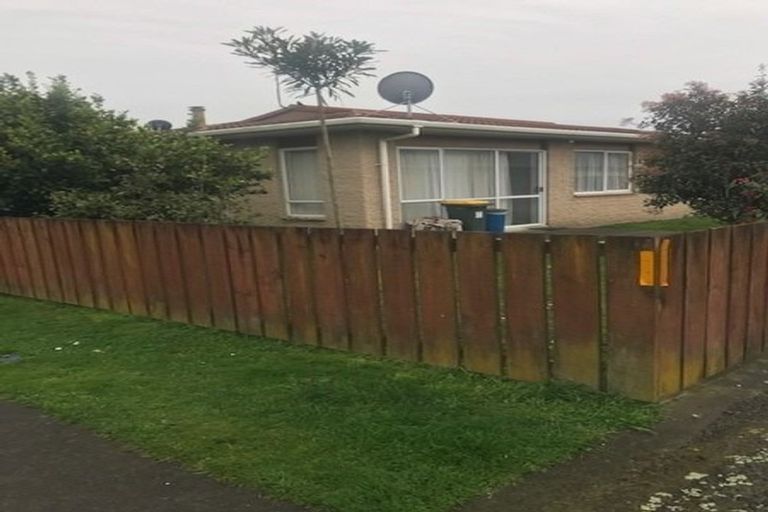 Photo of property in 16a Mako Mako Road, Levin, 5510