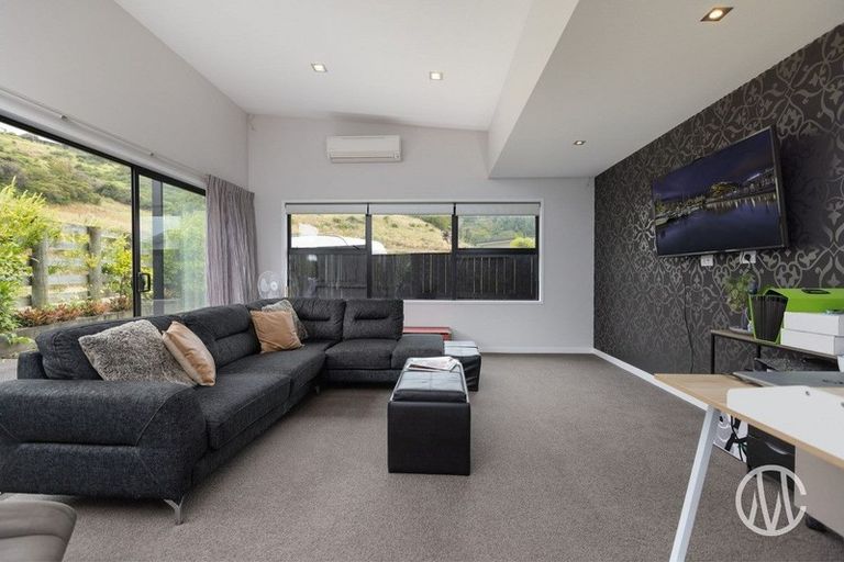 Photo of property in 14 Aubrey Way, Brookfield, Tauranga, 3110