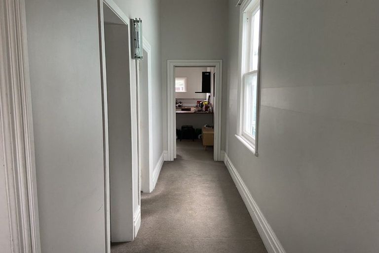 Photo of property in 125 Wallace Street, Mount Cook, Wellington, 6021