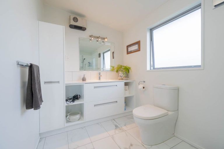 Photo of property in 27 Henry Street, Te Anau, 9600