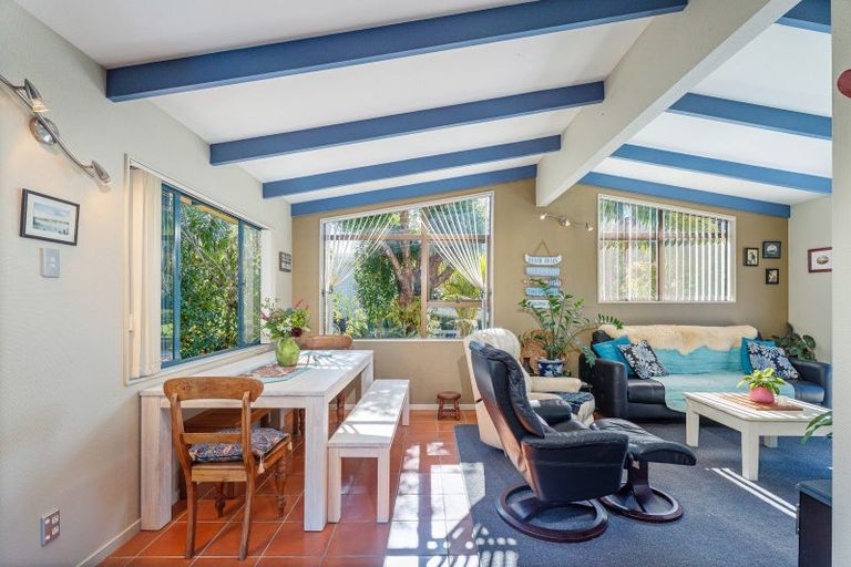 Photo of property in 15 Hilldale Crescent, Kuaotunu West, Whitianga, 3592