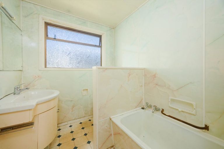 Photo of property in 35 Bayview Street, Kaikoura, 7300