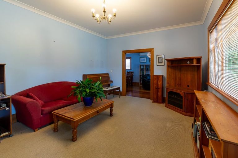 Photo of property in 17 Ava Street, Petone, Lower Hutt, 5012