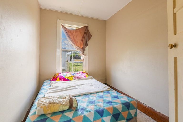 Photo of property in 60 Sydney Street, Takapau, 4203