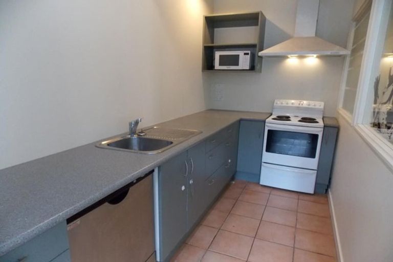 Photo of property in Terrace Tower Apartments, 1/126 The Terrace, Wellington Central, Wellington, 6011