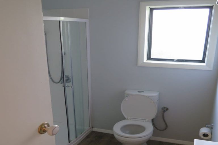 Photo of property in 106 Valley Road, Paraparaumu, 5032