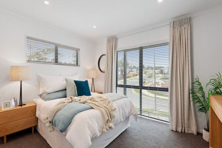 Photo of property in 35b O'meara Street, Swanson, Auckland, 0614