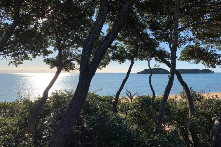 Photo of property in 12 Peninsula Road, Tata Beach, Takaka, 7183