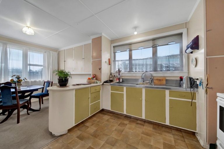 Photo of property in 49 Turuturu Road, Hawera, 4610