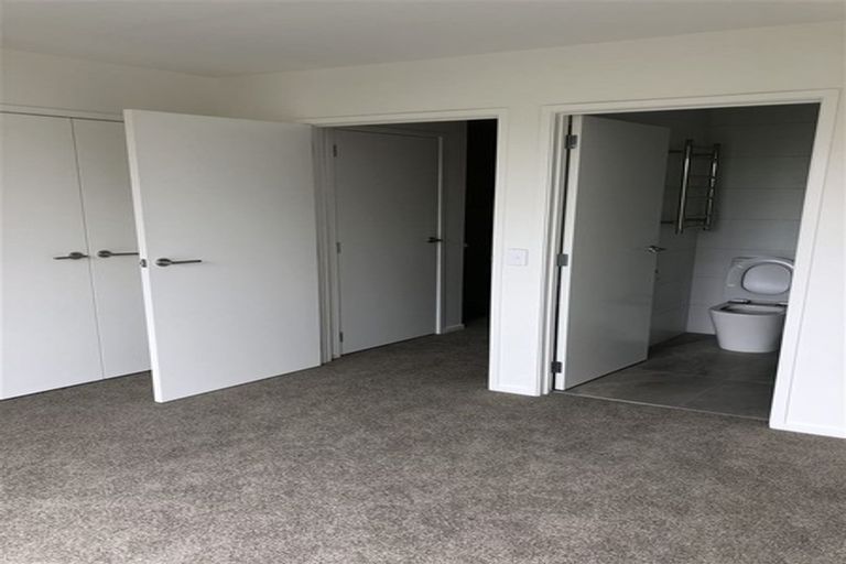 Photo of property in 4/47a Huntington Drive, Huntington Park, Auckland, 2013