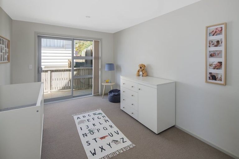 Photo of property in 19a Comber Place, Johnsonville, Wellington, 6037