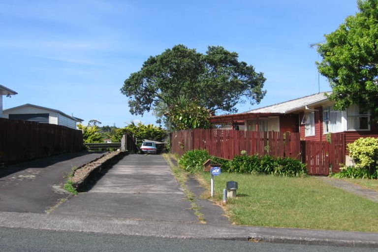 Photo of property in 98 Sycamore Drive, Sunnynook, Auckland, 0620