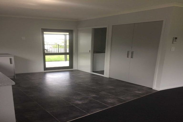 Photo of property in 238 Bridge Street, Eltham, 4322