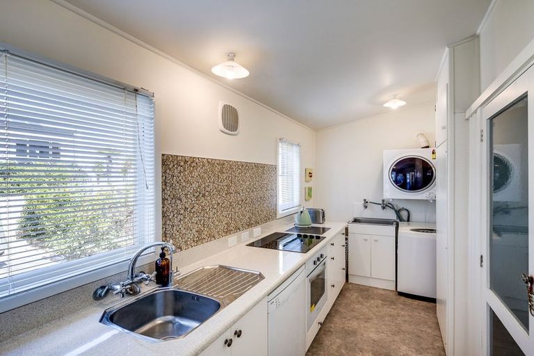 Photo of property in 42 Hardinge Road, Ahuriri, Napier, 4110