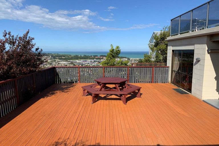 Photo of property in 12 Oakleigh Crescent, Oamaru North, Oamaru, 9400