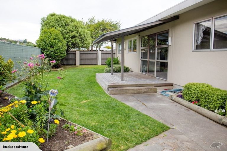 Photo of property in 10 Harpham Street, Taradale, Napier, 4112