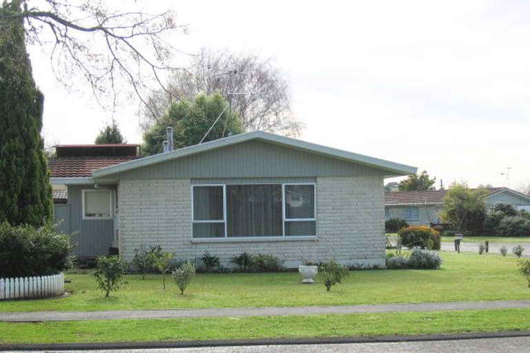 Photo of property in 16 Bremworth Avenue, Dinsdale, Hamilton, 3204