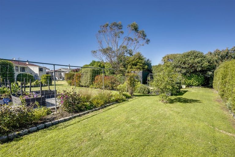 Photo of property in 47 Le Quesne Road, Bay View, Napier, 4104