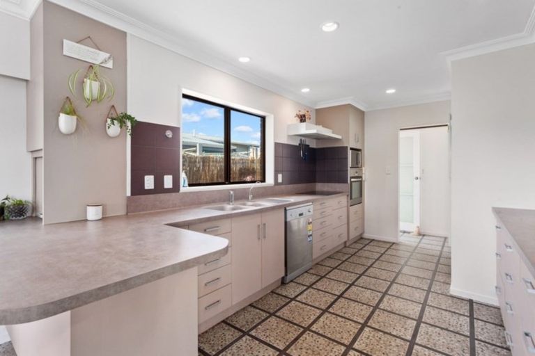 Photo of property in 119 Harbour Road, Ohope, 3121