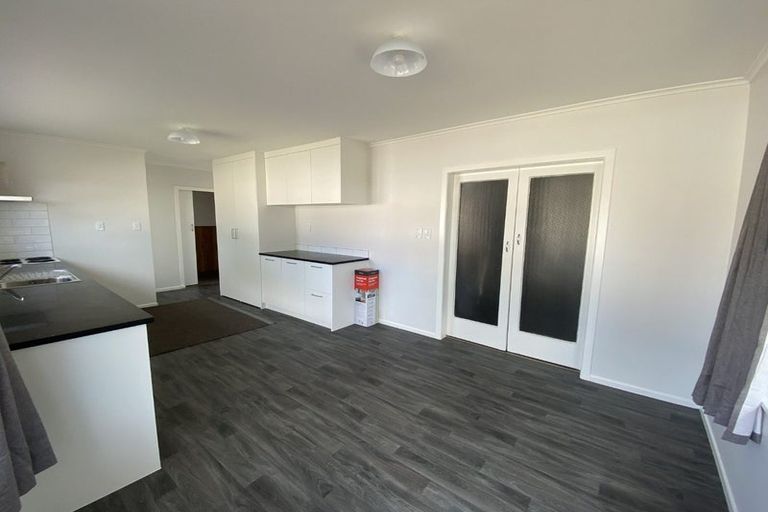 Photo of property in 30 Clayton Road, Manurewa, Auckland, 2102