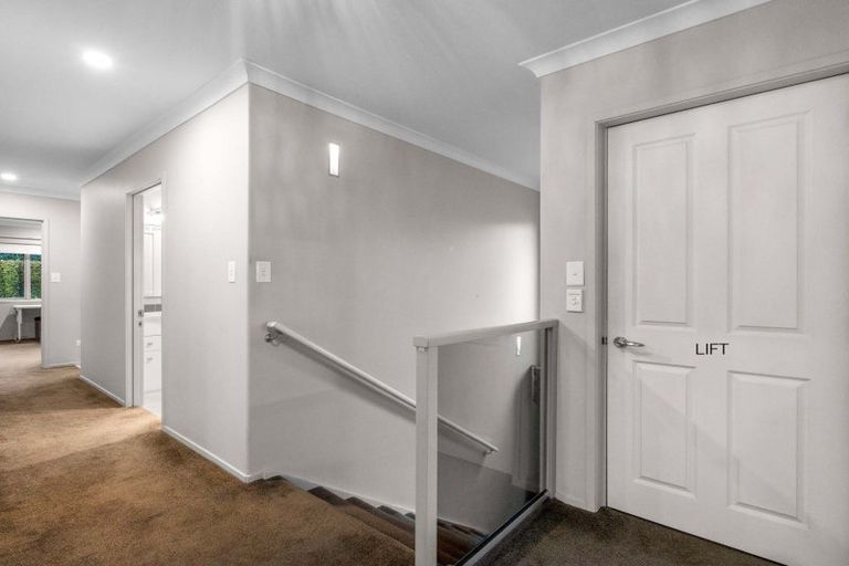 Photo of property in 42 Siemonek Rise, Bethlehem, Tauranga, 3110