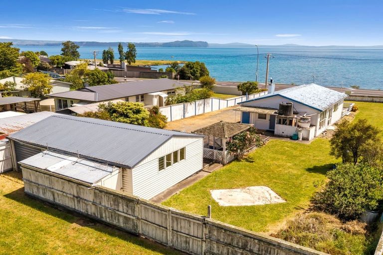 Photo of property in 10 Rawhira Road, Tauranga Taupo, Turangi, 3382