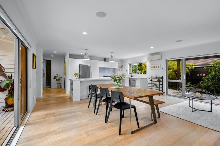 Photo of property in 371 Millwater Parkway, Silverdale, 0932