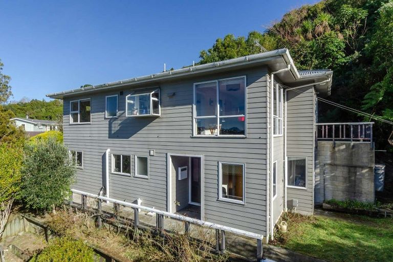 Photo of property in 69b Chamberlain Road, Karori, Wellington, 6012